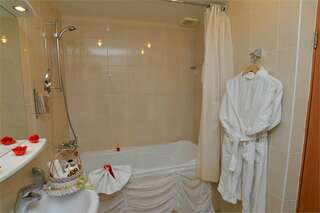 Гостиница Евротель Центральный Екатеринбург Люкс-8